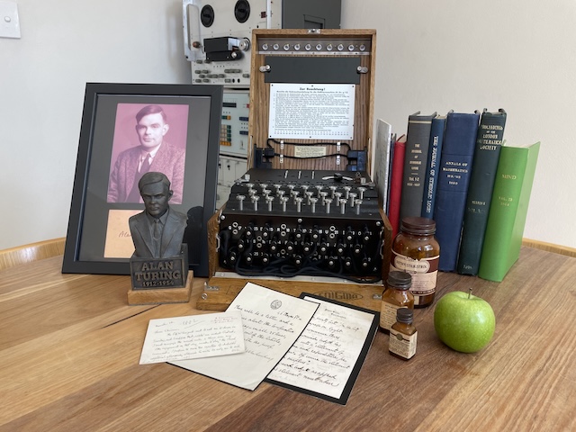Turing Items - 640x 480